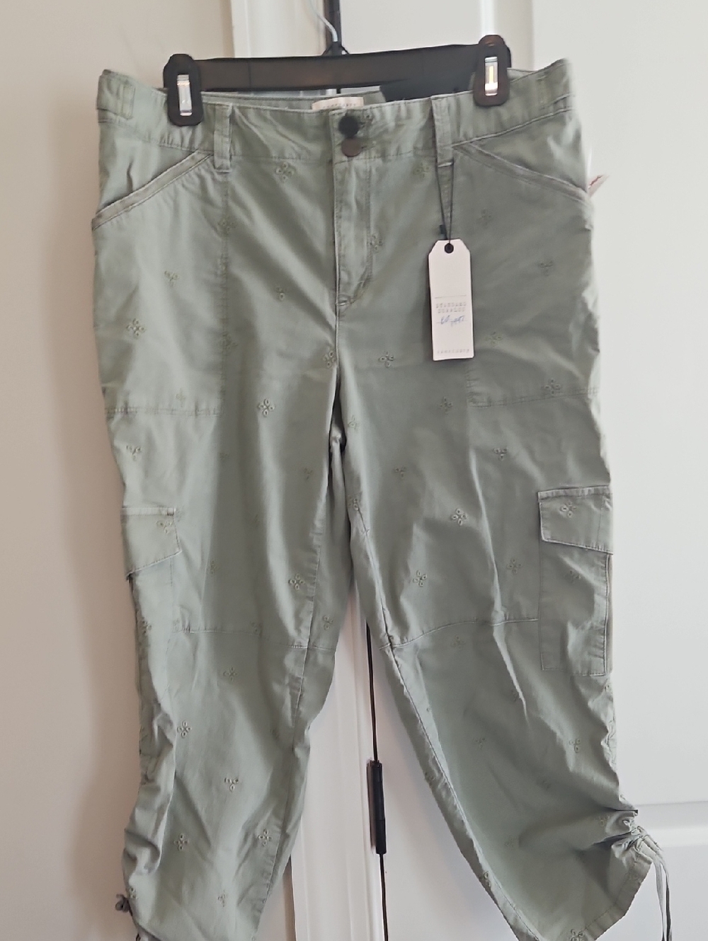 nwt ladies sz 30 sanctuary green crop cargo pokets pants eyelet